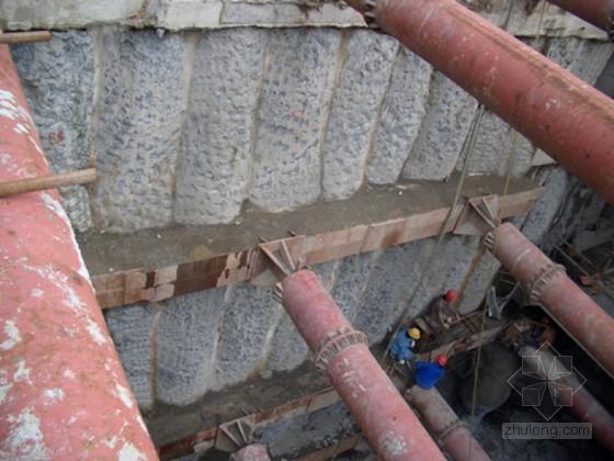 [上海]地铁深基坑围护结构全套管钻孔咬合桩施工工艺